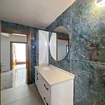 Urla Villa فيلة *